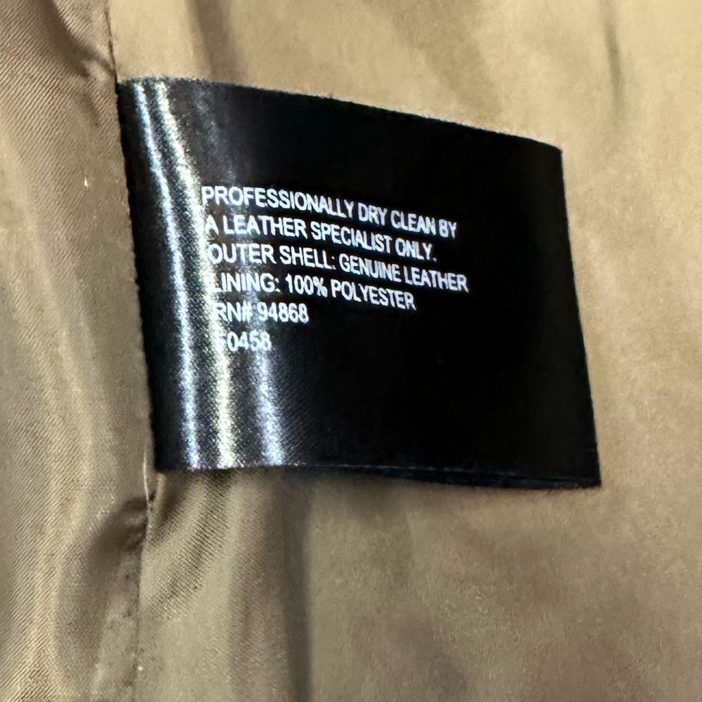 Bernardo Brown Ladies Leather Jacket Gold Metallic W| Pockets Jacket Size M EUC - Picture 11 of 13